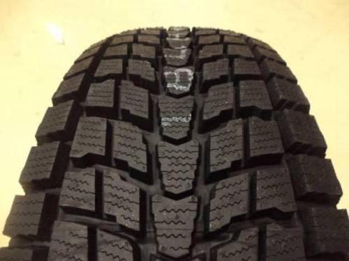 الإطارات dunlop grandtrek sj6