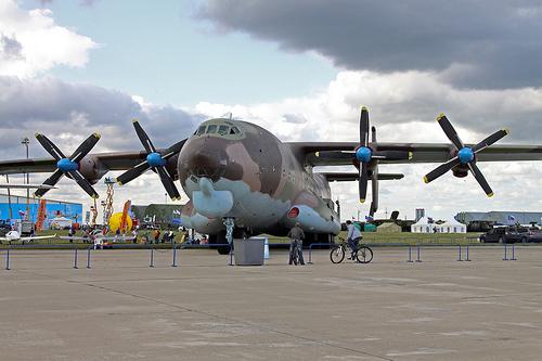 طائرة AN-22 - آنتي ، الذي لا يخاف من المرتفعات