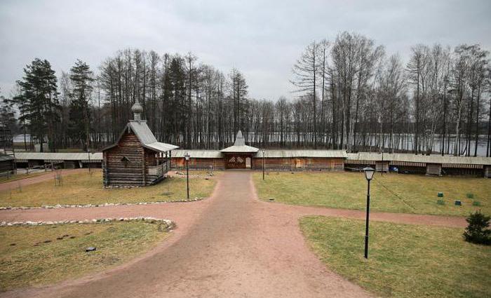 حديقة نيفسكي فورست: Pokrovskaya Church - Phoenix of Old Russian Wooden Architecture