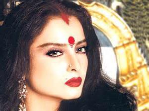 واحدة من الممثلات الهندي الأكثر شعبية: سيرة ذاتية. Rekha - نجم ساطع في سماء السينما