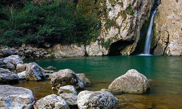 Agur Gorge الخط الشيطان 